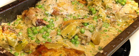 White-Balsamic-Braised-Chicken-with-Leeks-and-Peas