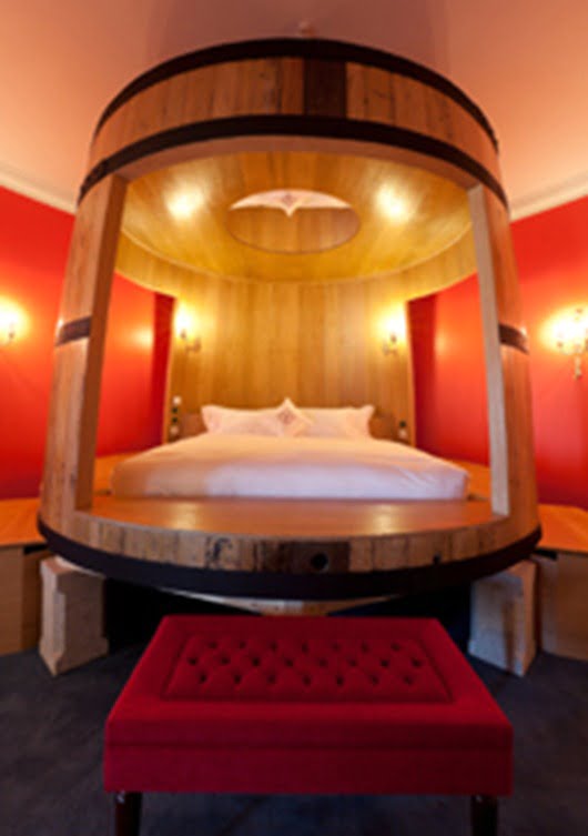 wine-barrel-bed