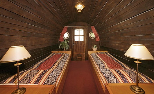 wine-barrel-hotel-inside